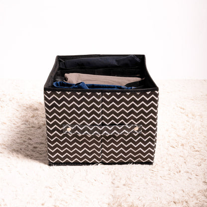 Black Zig Zag Jeans Organizer